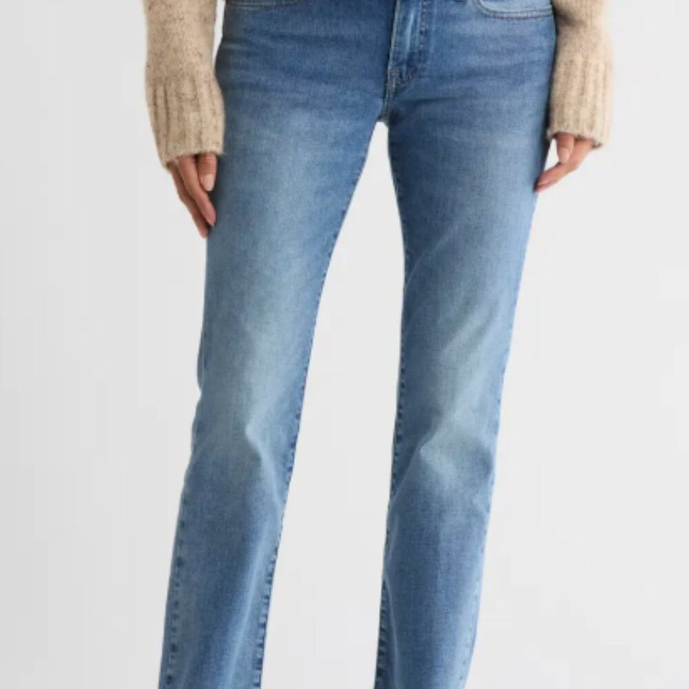 Lucky Brand Jeans Women's Size 10/30 Regular Sweet Straight Light Wash Denim